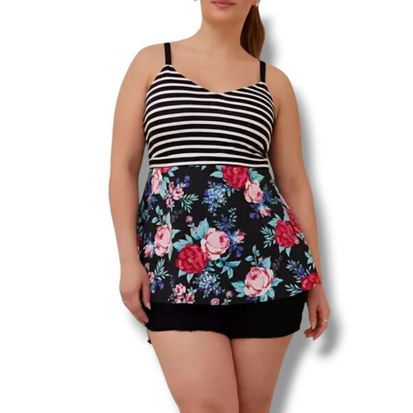 NWT! Torrid Babydoll Fabric Mix Super Soft And Poplin V-Neck Cami Tank Plus 5x - Picture 1 of 7